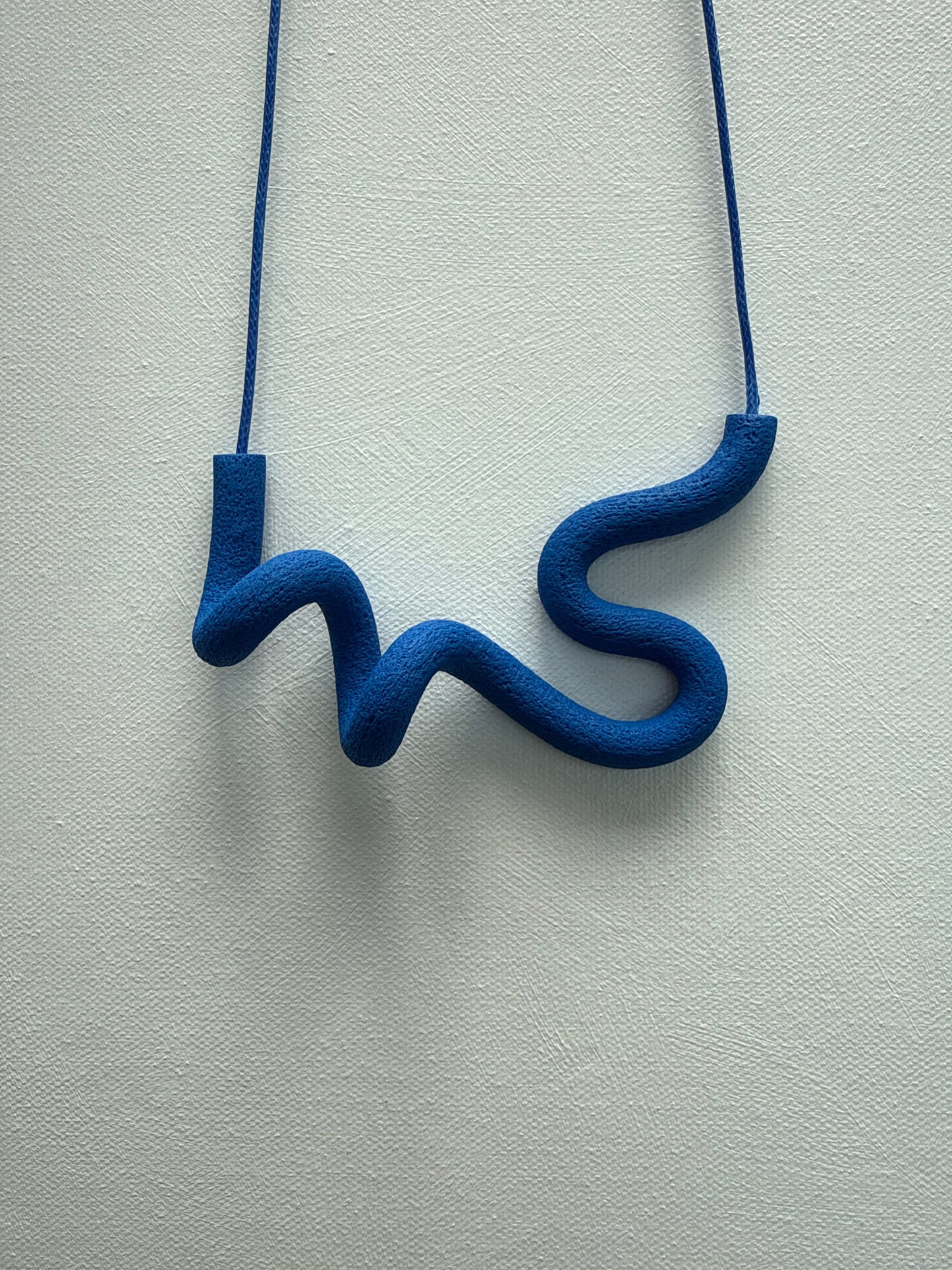 ABEBI COBALT BLUE NECKLACE AC03
