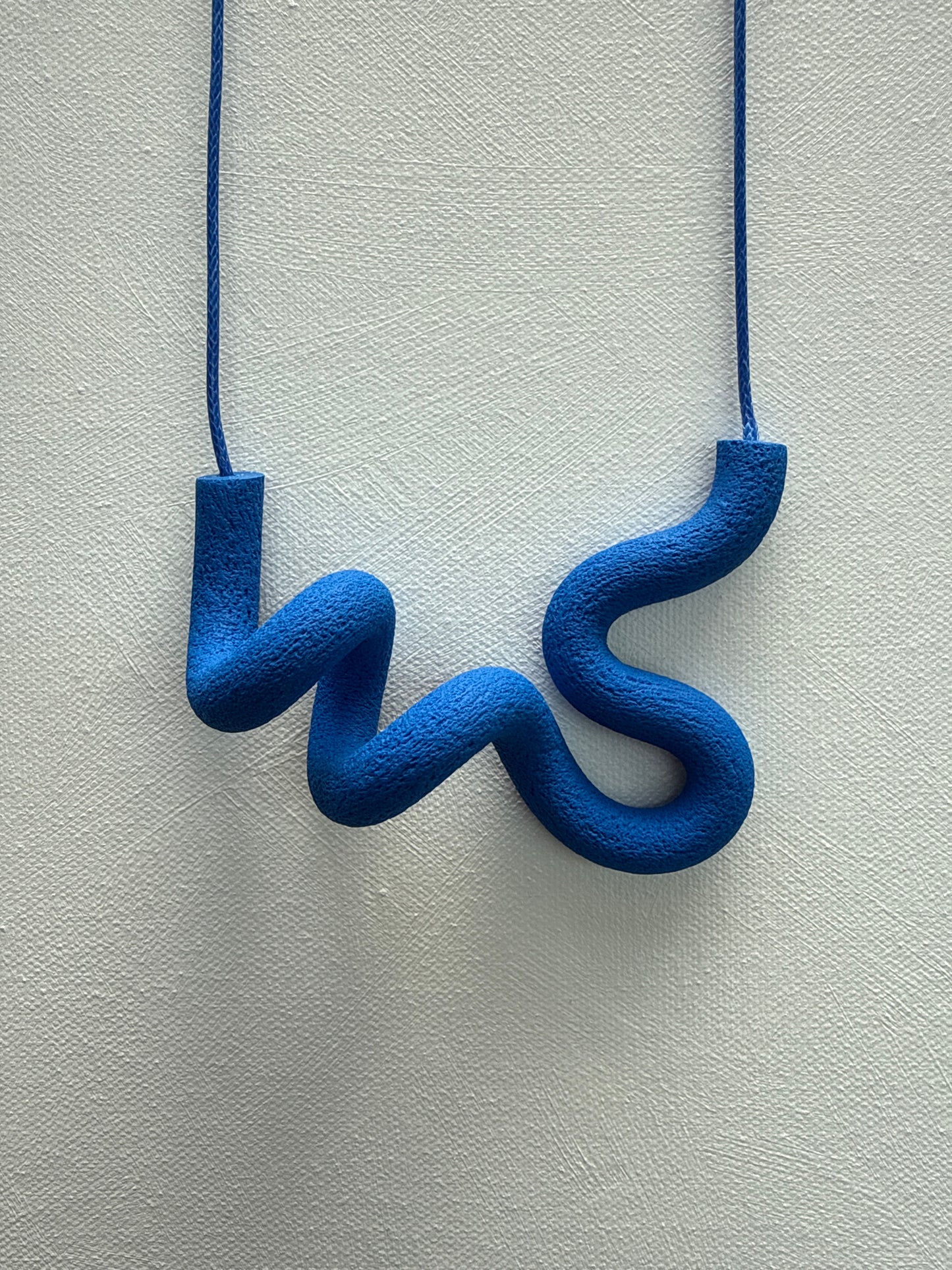 ABEBI COBALT BLUE NECKLACE AC02