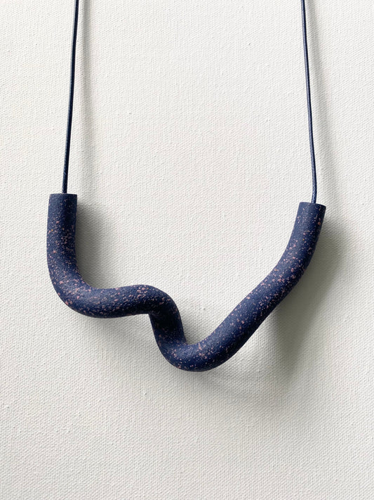ABEBI NAVY BLUE NECKLACE BD
