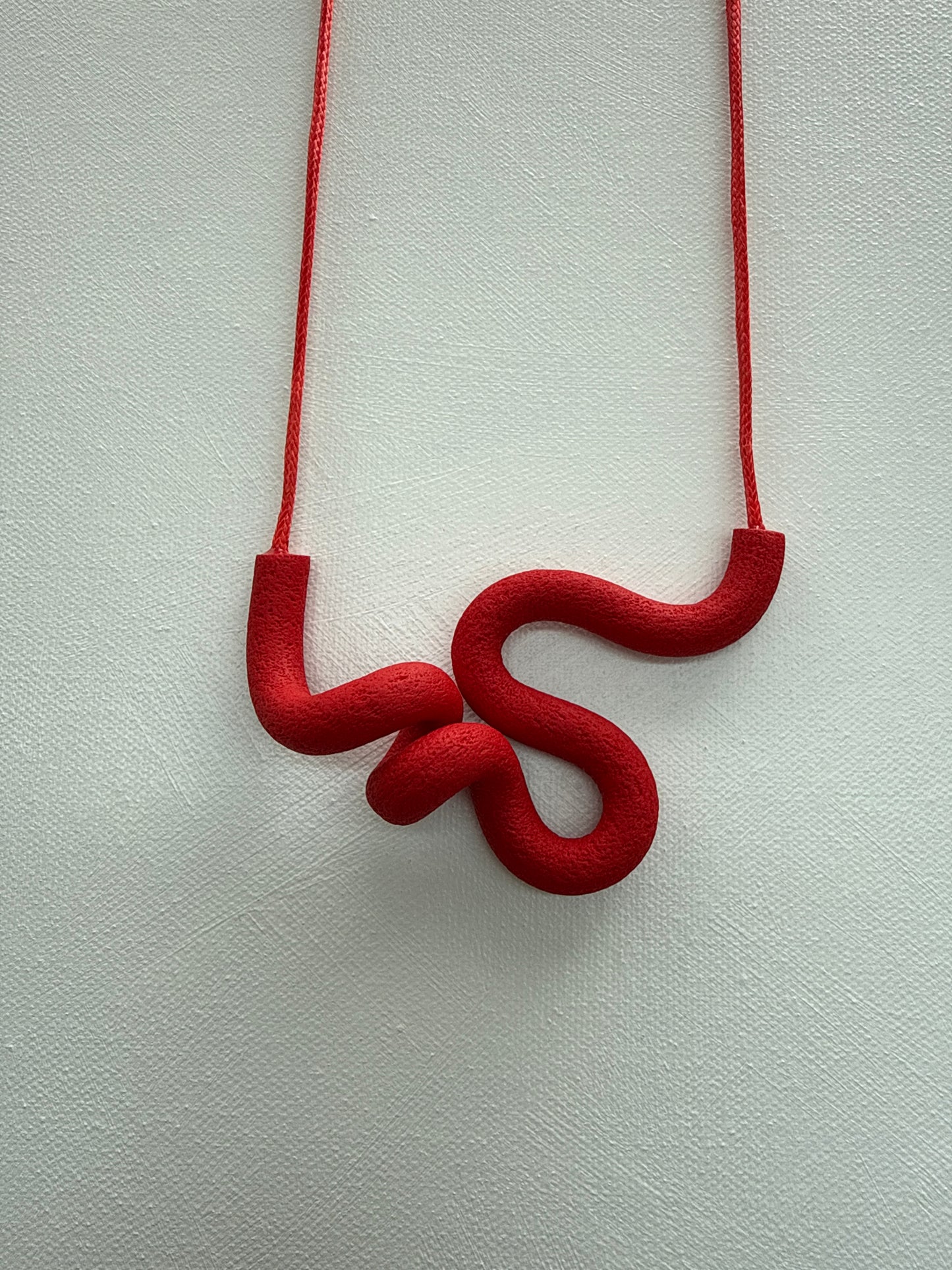 ABEBI RED NECKLACE AR02