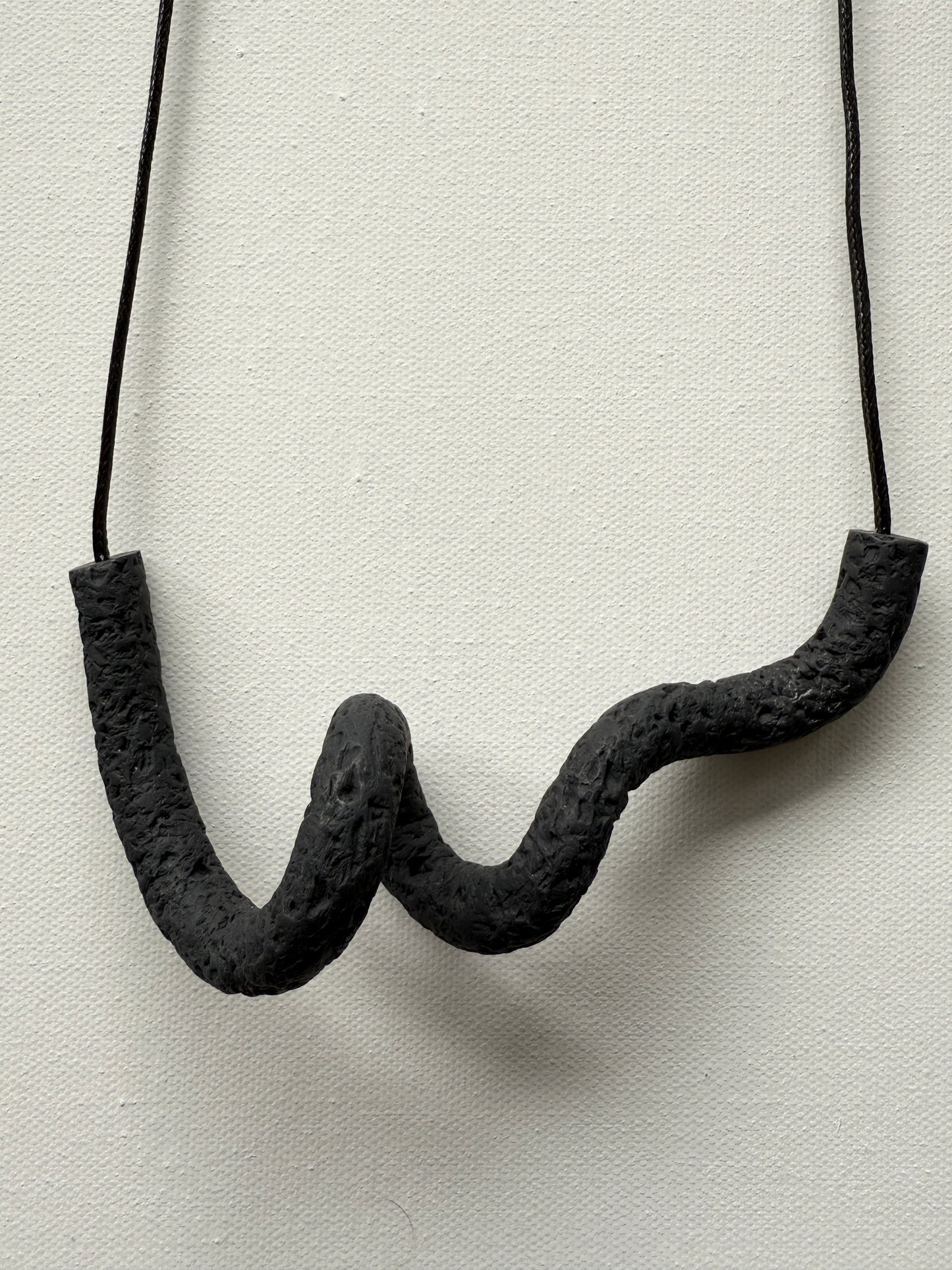 ABEBI BLACK COAL NECKLACE ET