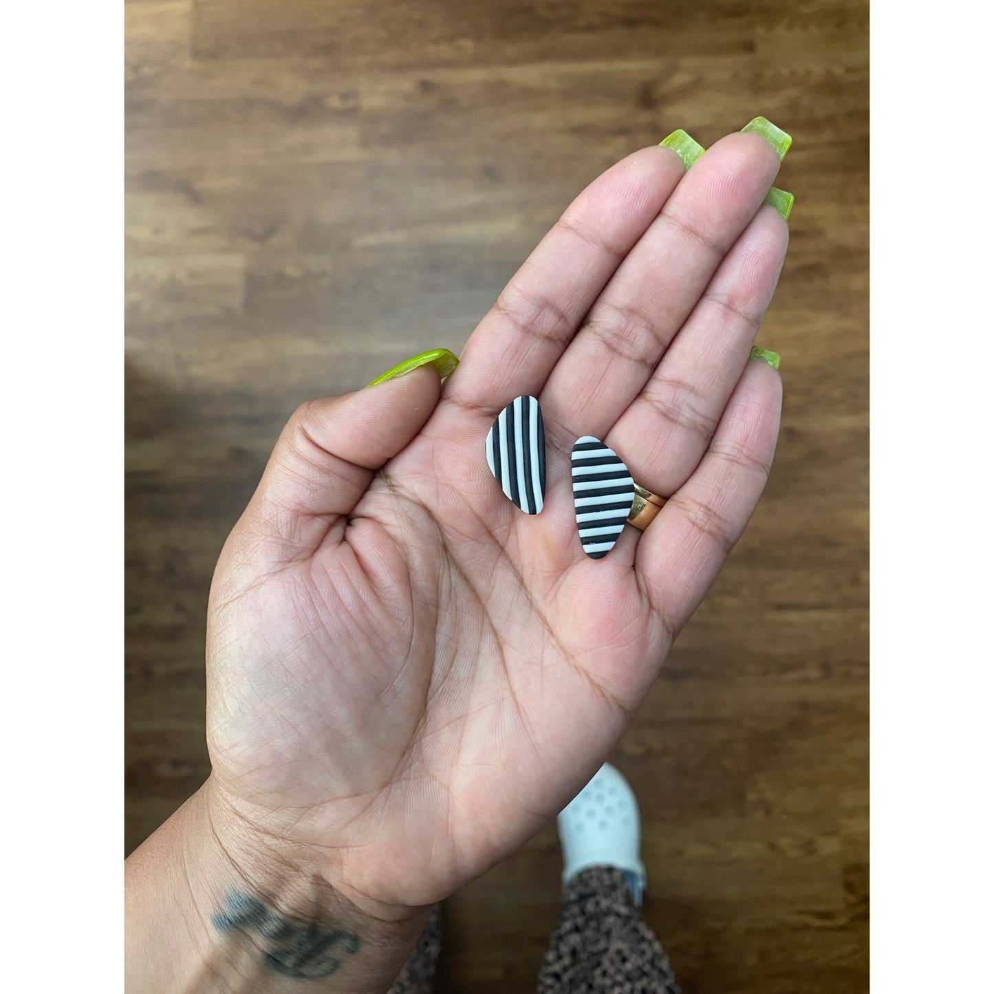 MONO KIMMI EARRINGS