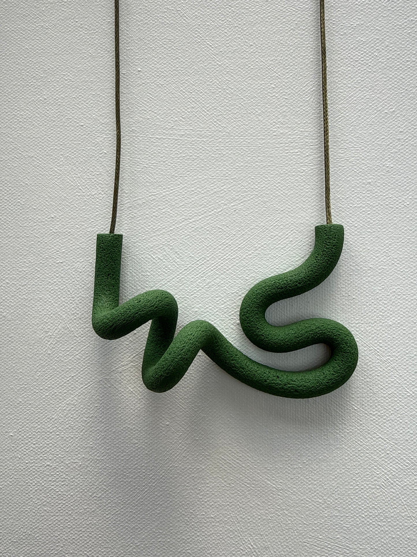 ABEBI GREEN NECKLACE AG05