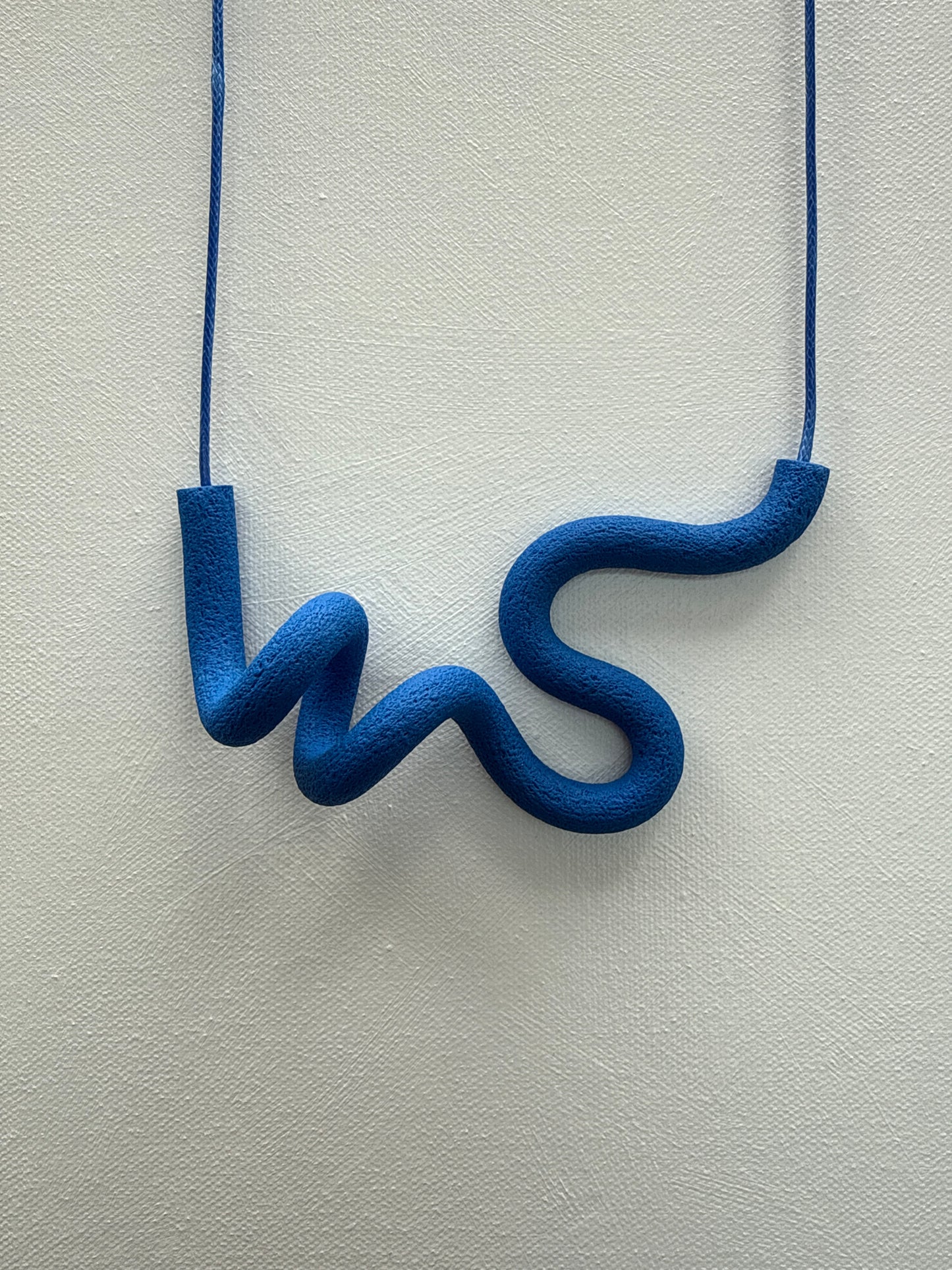ABEBI COBALT BLUE NECKLACE AC05