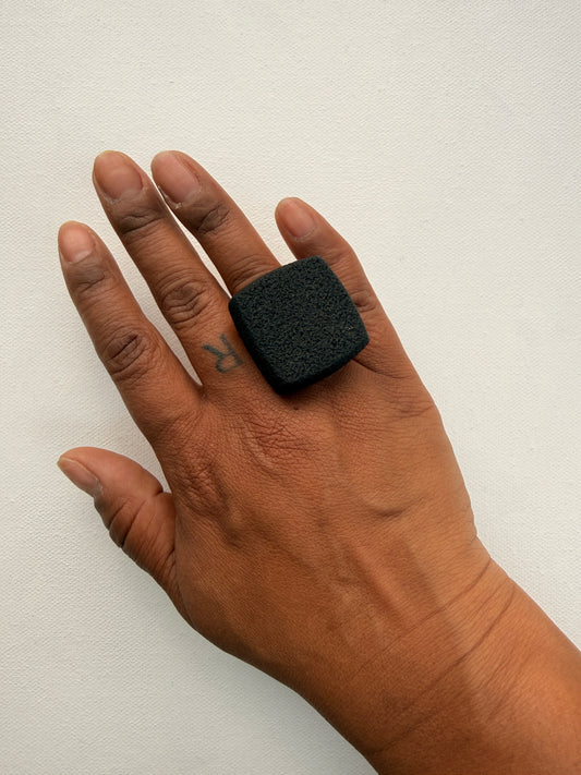 RELIC ADJUSTABLE BLACK RING ~ 12